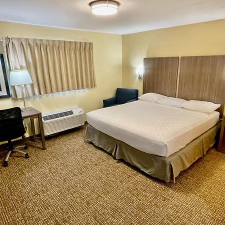Suburban Studios Fort Myers Cape Coral Екстериор снимка