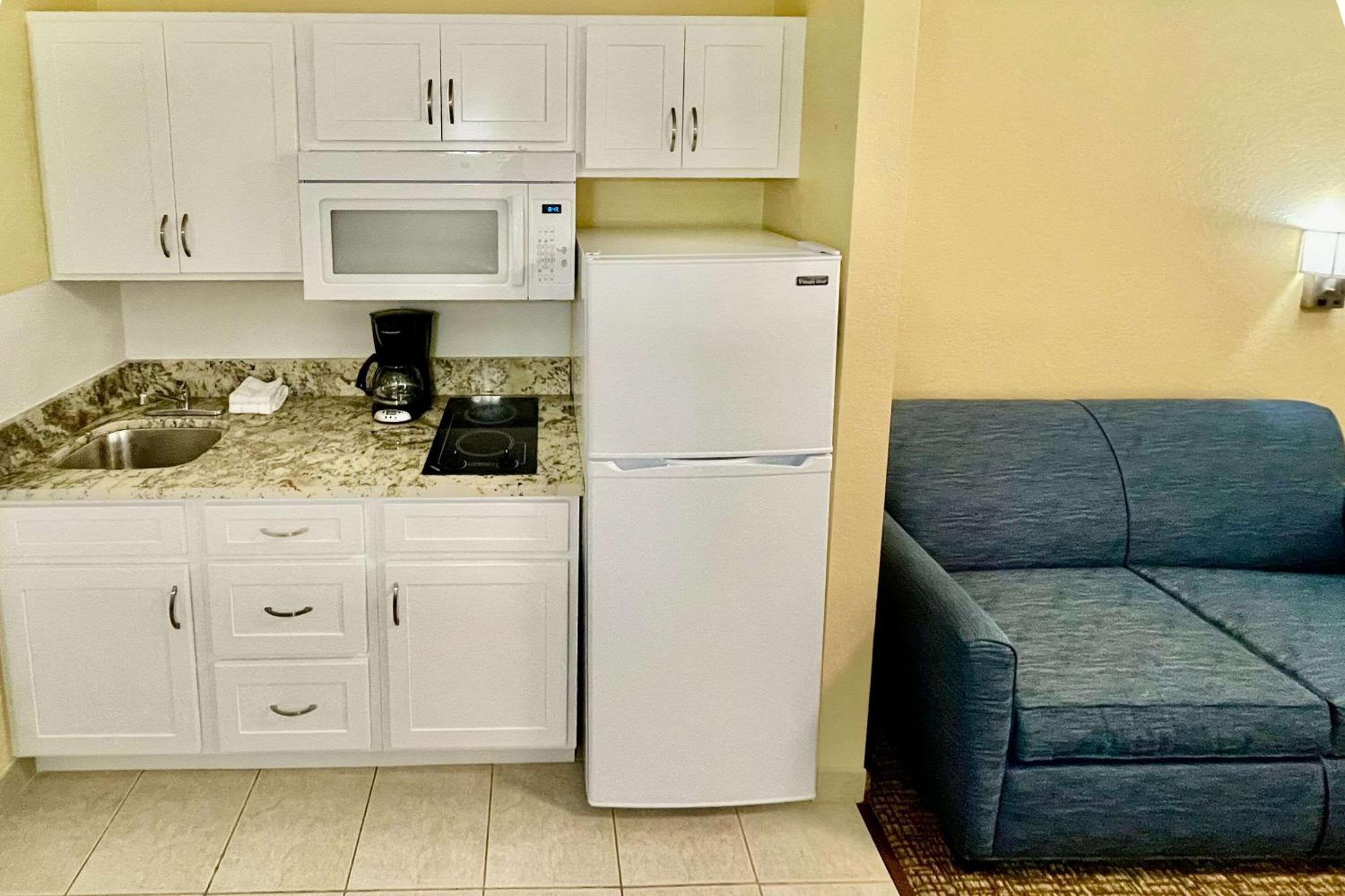 Suburban Studios Fort Myers Cape Coral Екстериор снимка