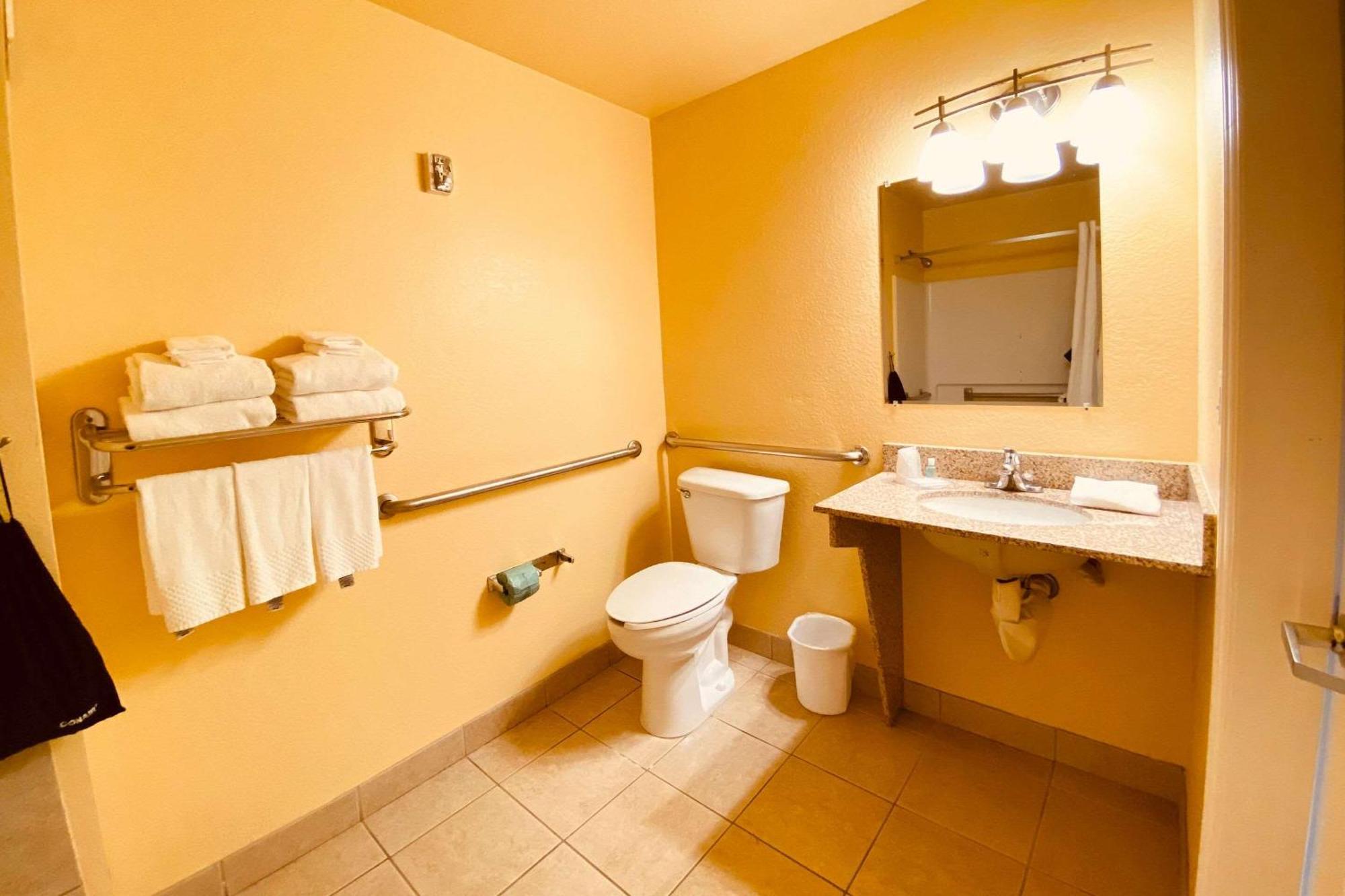Suburban Studios Fort Myers Cape Coral Екстериор снимка