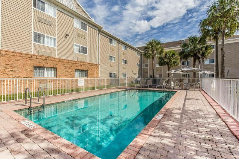 Suburban Studios Fort Myers Cape Coral Екстериор снимка